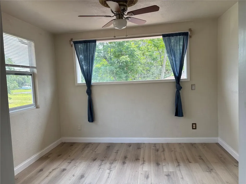 1217 Carolyn Lane Clearwater FL 33755