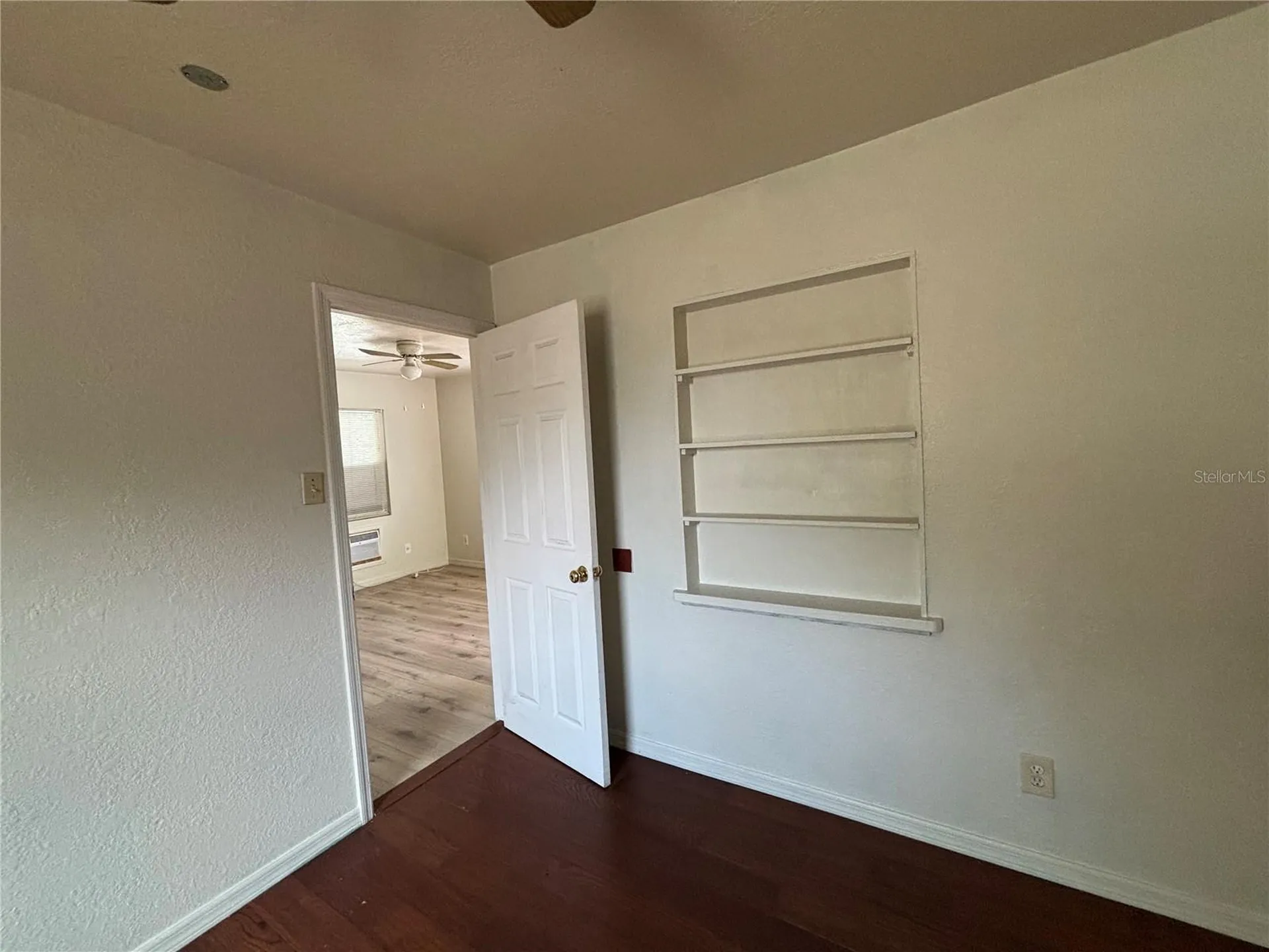 1217 Carolyn Lane Clearwater FL 33755