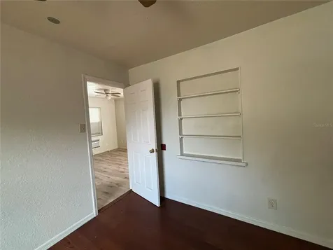 1217 Carolyn Lane Clearwater FL 33755