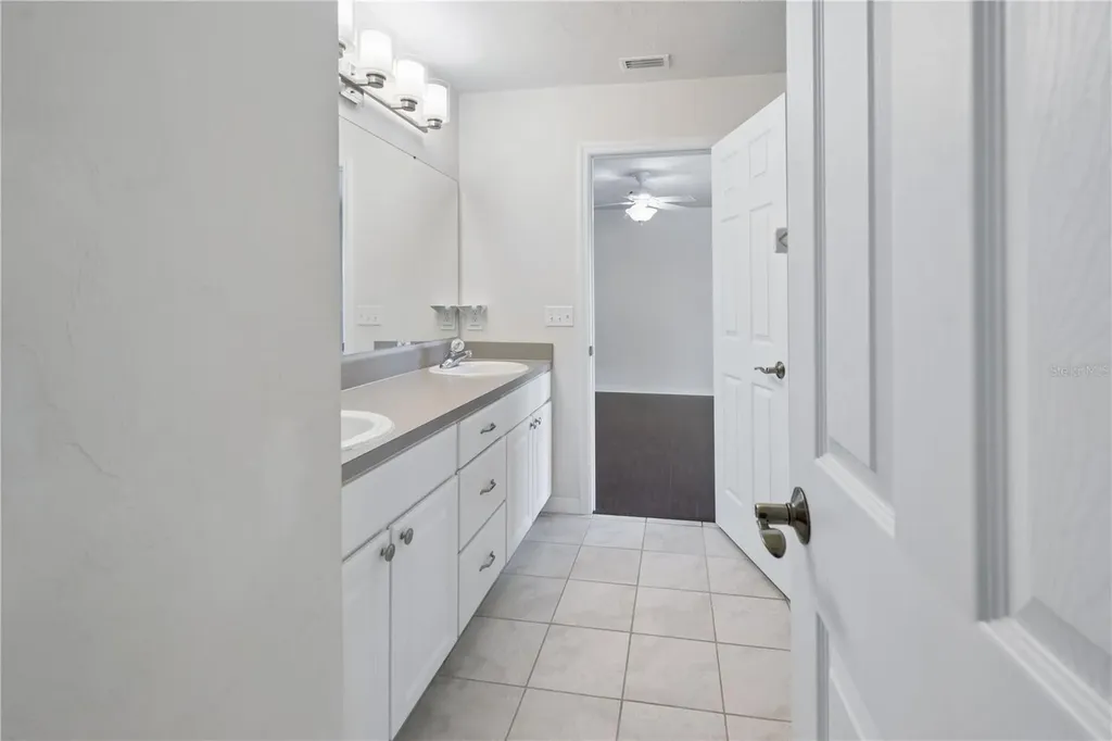 11688 NW 17th Place Gainesville FL 32606