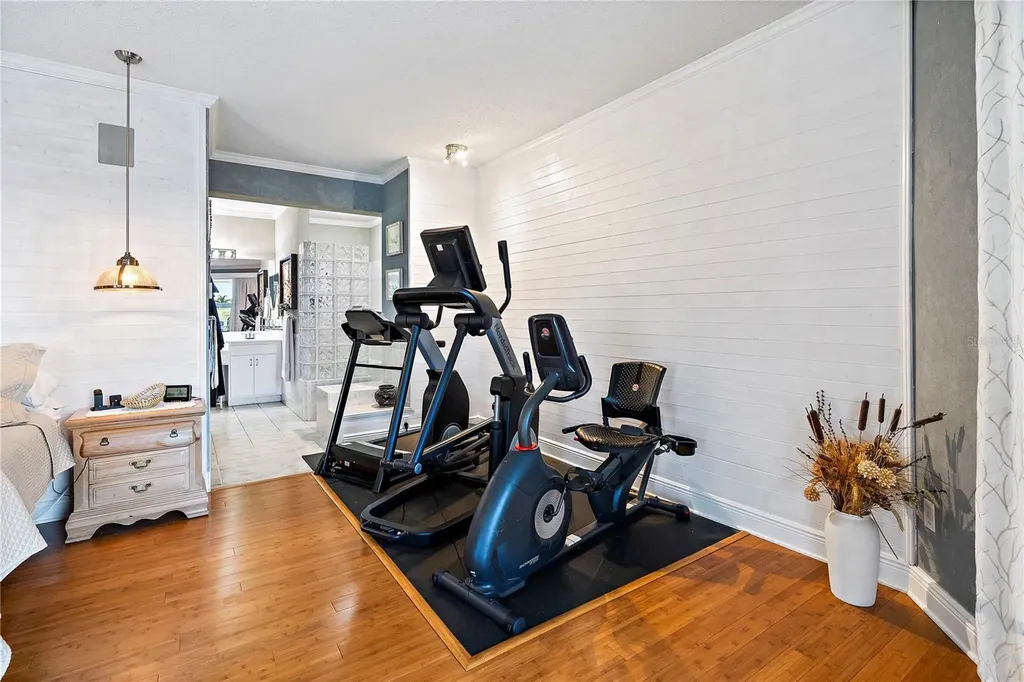 830 Pinellas Bayway S St Petersburg FL 33715