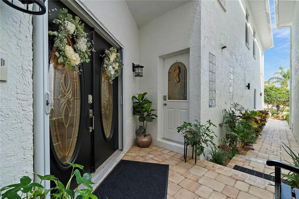 830 Pinellas Bayway S St Petersburg FL 33715