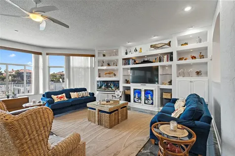 830 Pinellas Bayway S St Petersburg FL 33715