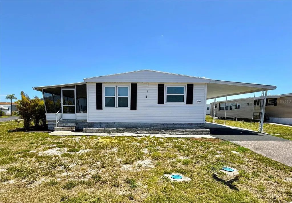 7271 Mount Arlington Drive NE St Petersburg FL 33702