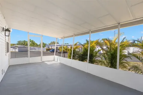 7271 Mount Arlington Drive NE St Petersburg FL 33702