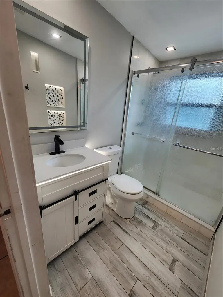 2120 Bayshore Gardens Parkway Bradenton FL 34207