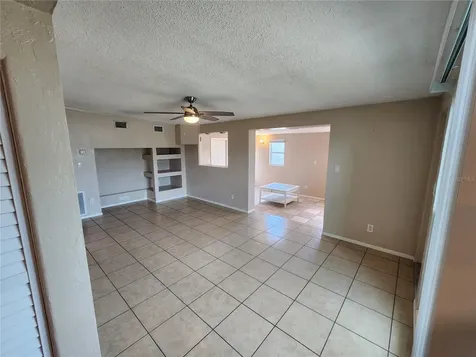 2120 Bayshore Gardens Parkway Bradenton FL 34207