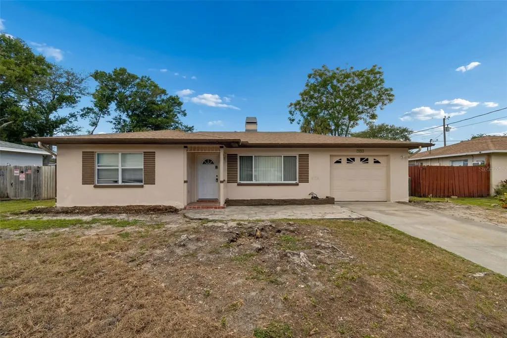 704 Brookside Drive Clearwater FL 33764
