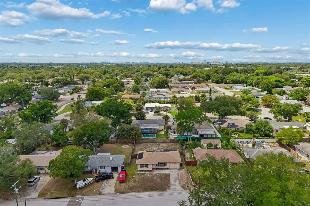704 Brookside Drive Clearwater FL 33764