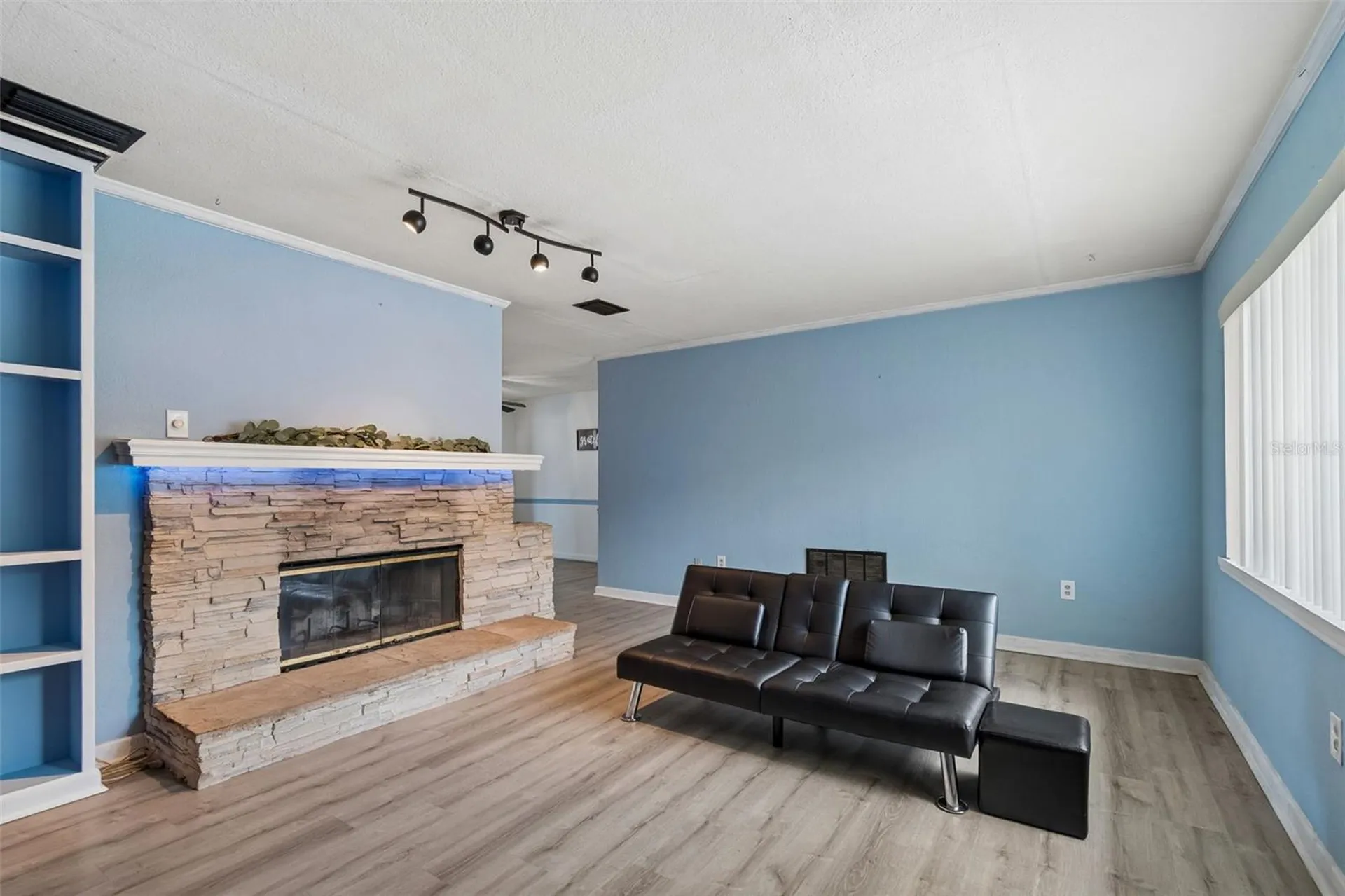 704 Brookside Drive Clearwater FL 33764