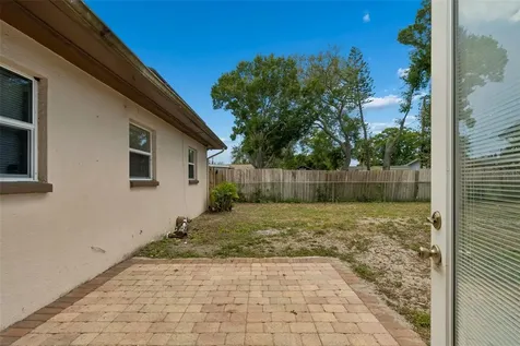 704 Brookside Drive Clearwater FL 33764