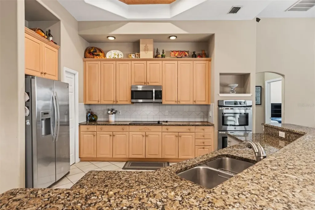 17905 Arbor Greene Drive Tampa FL 33647