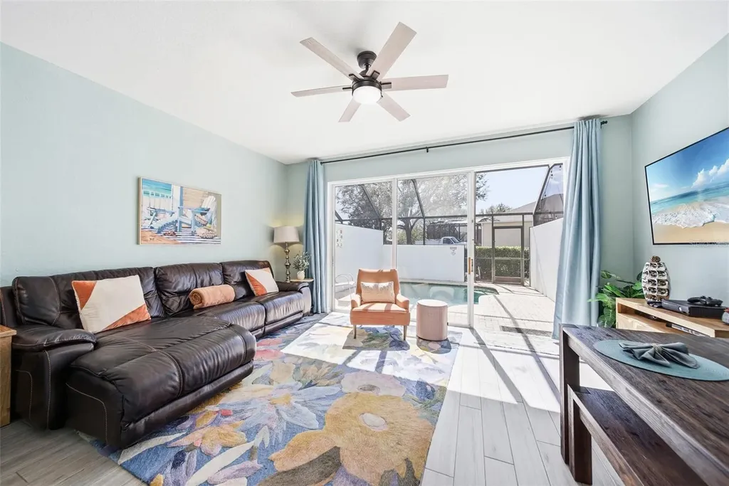 2556 Renshaw Street Kissimmee FL 34747