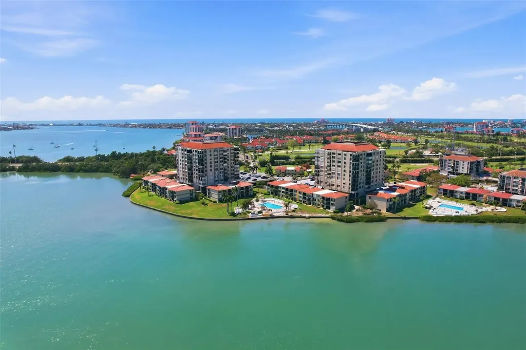 6372 Palma Del Mar Boulevard S St Petersburg FL 33715