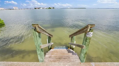 6372 Palma Del Mar Boulevard S St Petersburg FL 33715