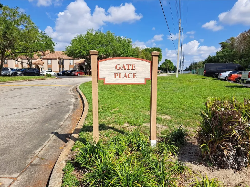 4613 Gate Place Orlando FL 32811
