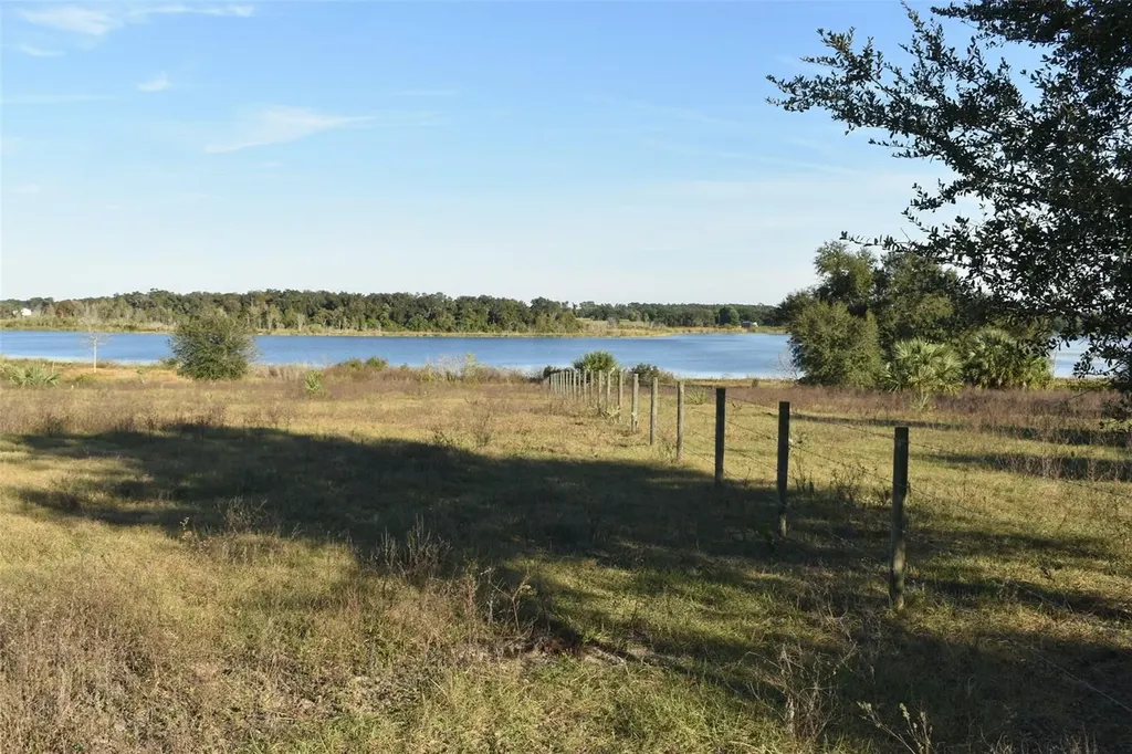13800 County Road 450 Umatilla FL 32784