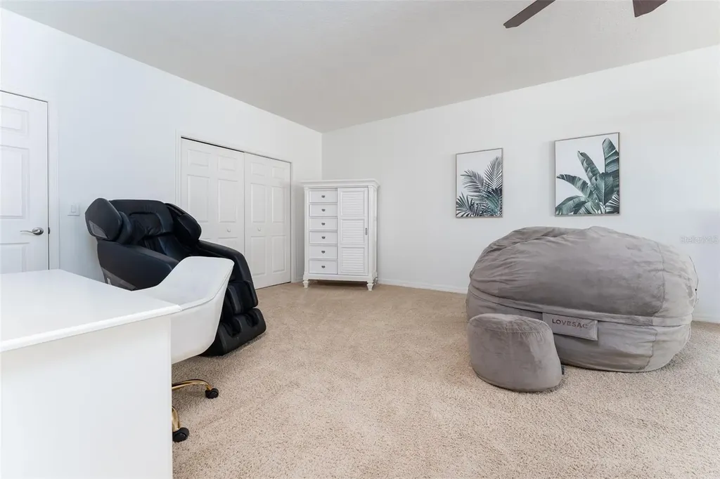 16007 Loneoak View Drive Lithia FL 33547