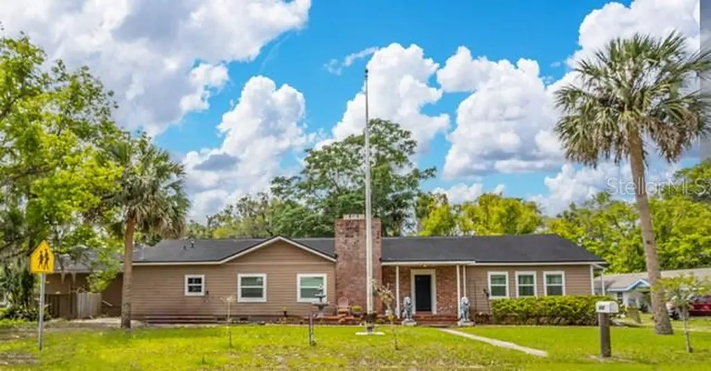 474 E University Avenue Orange City FL 32763