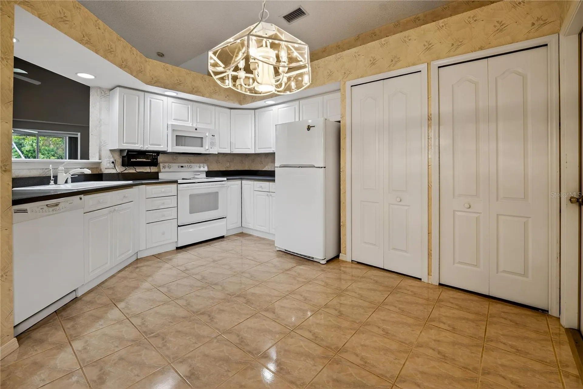 4436 Fern Drive Bradenton FL 34208