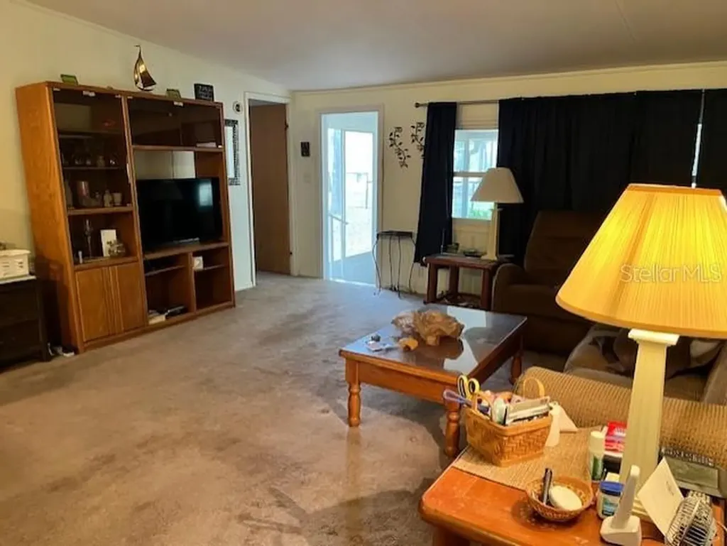14890 SE 20th Street Morriston FL 32668