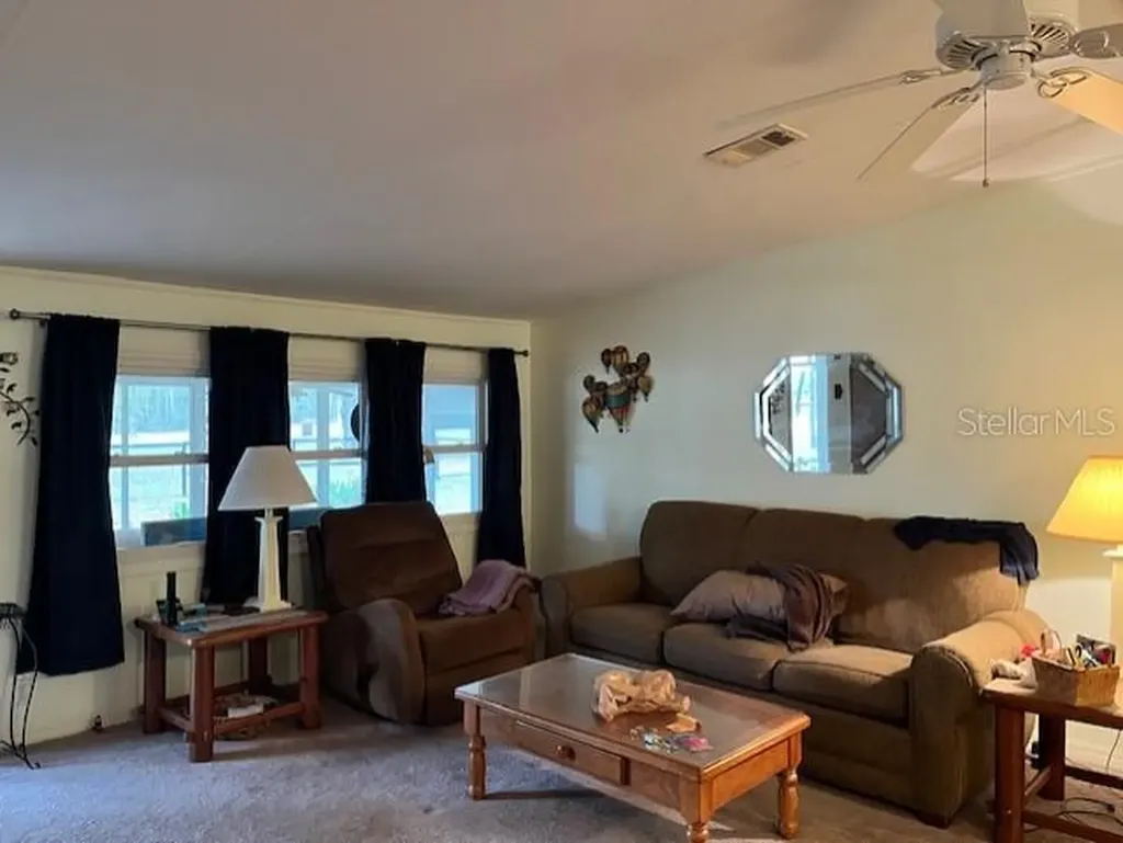 14890 SE 20th Street Morriston FL 32668