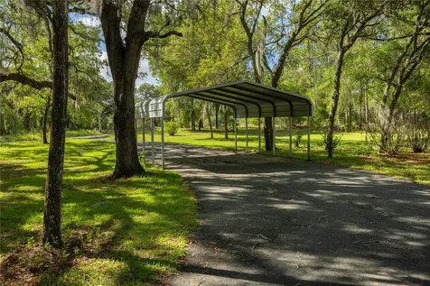 14890 SE 20th Street Morriston FL 32668