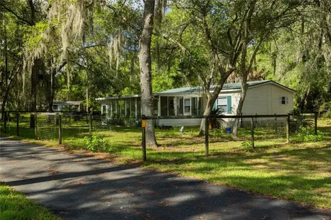 14890 SE 20th Street Morriston FL 32668