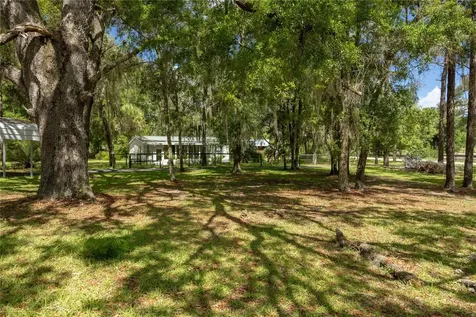 14890 SE 20th Street Morriston FL 32668