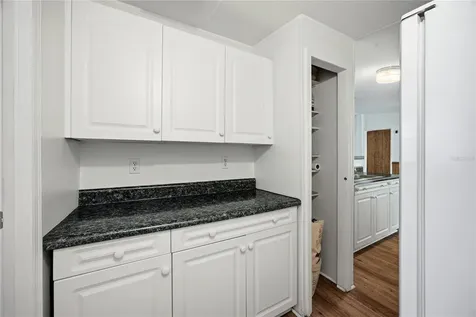 14890 SE 20th Street Morriston FL 32668