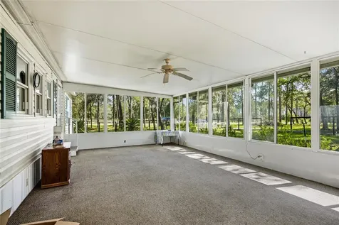 14890 SE 20th Street Morriston FL 32668