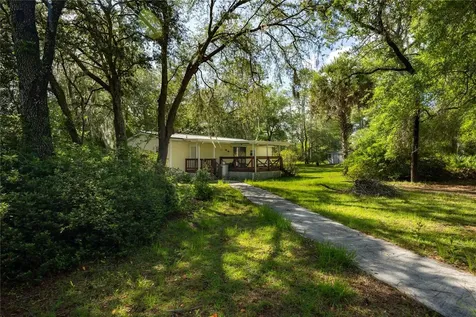 14890 SE 20th Street Morriston FL 32668