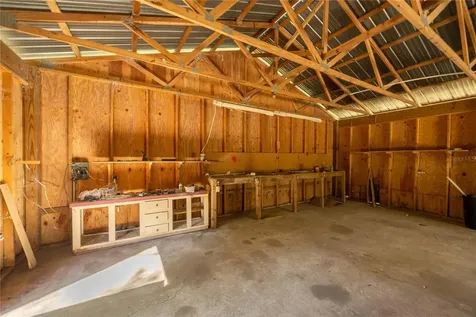14890 SE 20th Street Morriston FL 32668