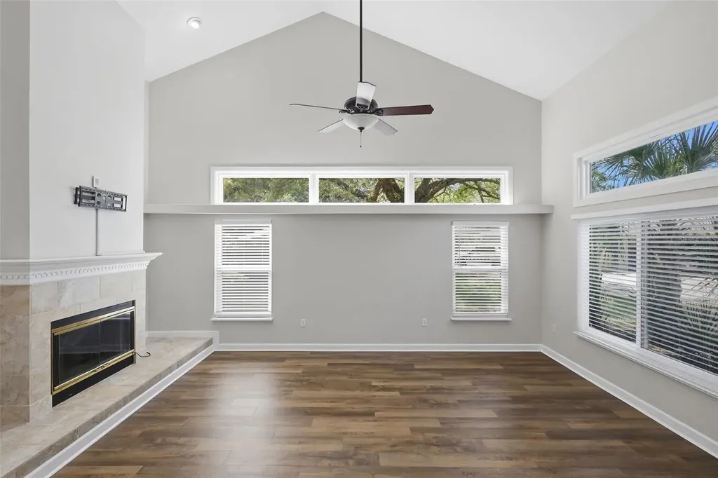 69 Spring Lake Drive Debary FL 32713