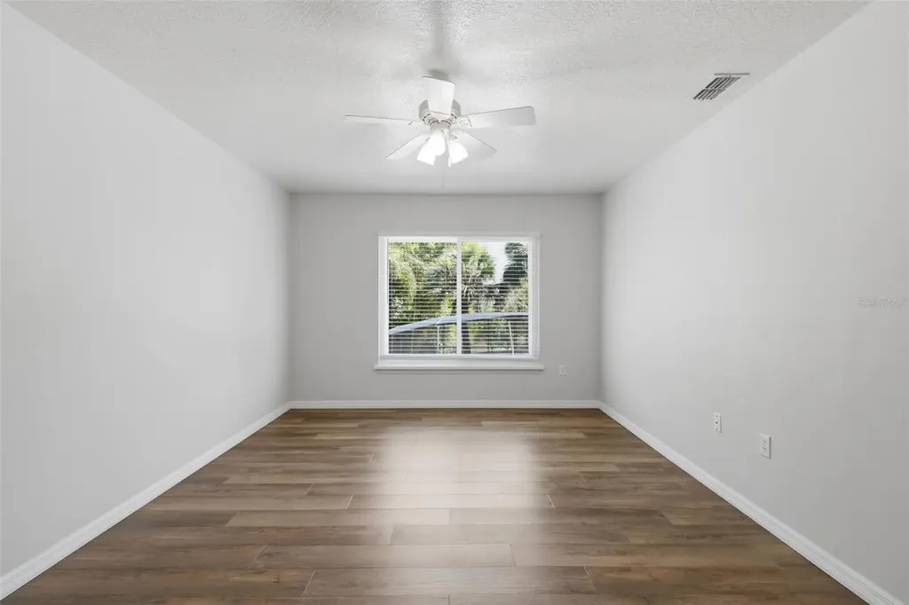 69 Spring Lake Drive Debary FL 32713