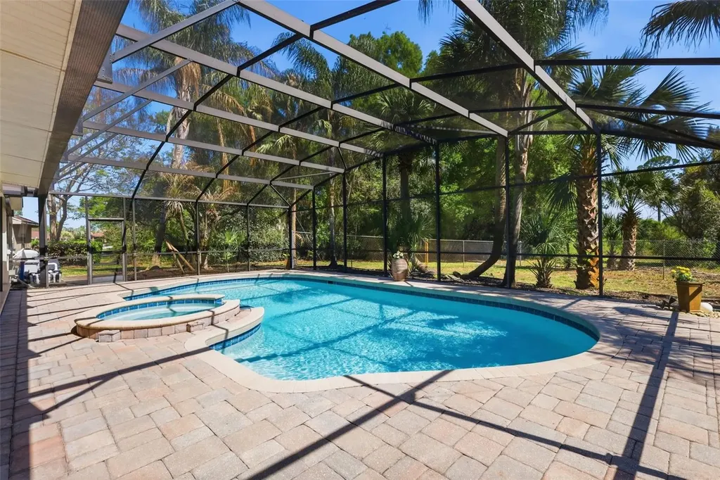 69 Spring Lake Drive Debary FL 32713