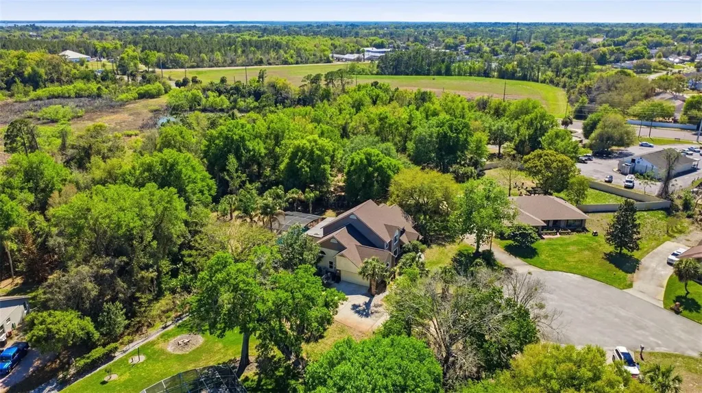 69 Spring Lake Drive Debary FL 32713
