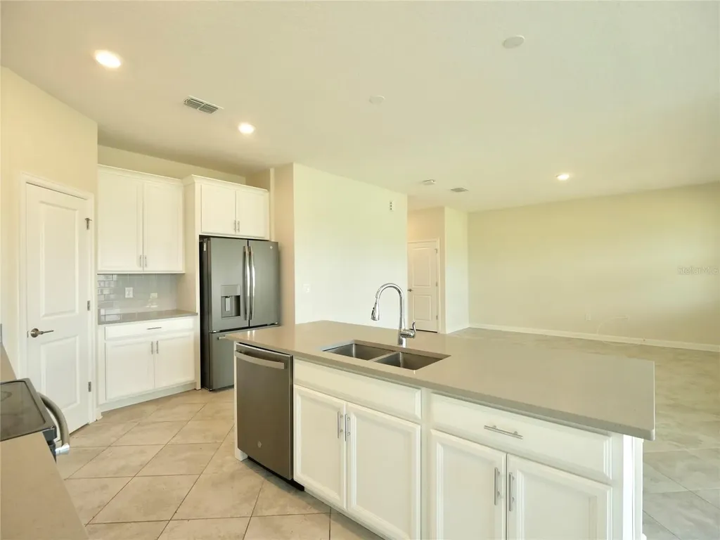 1043 Blackwolf Run Road Davenport FL 33896