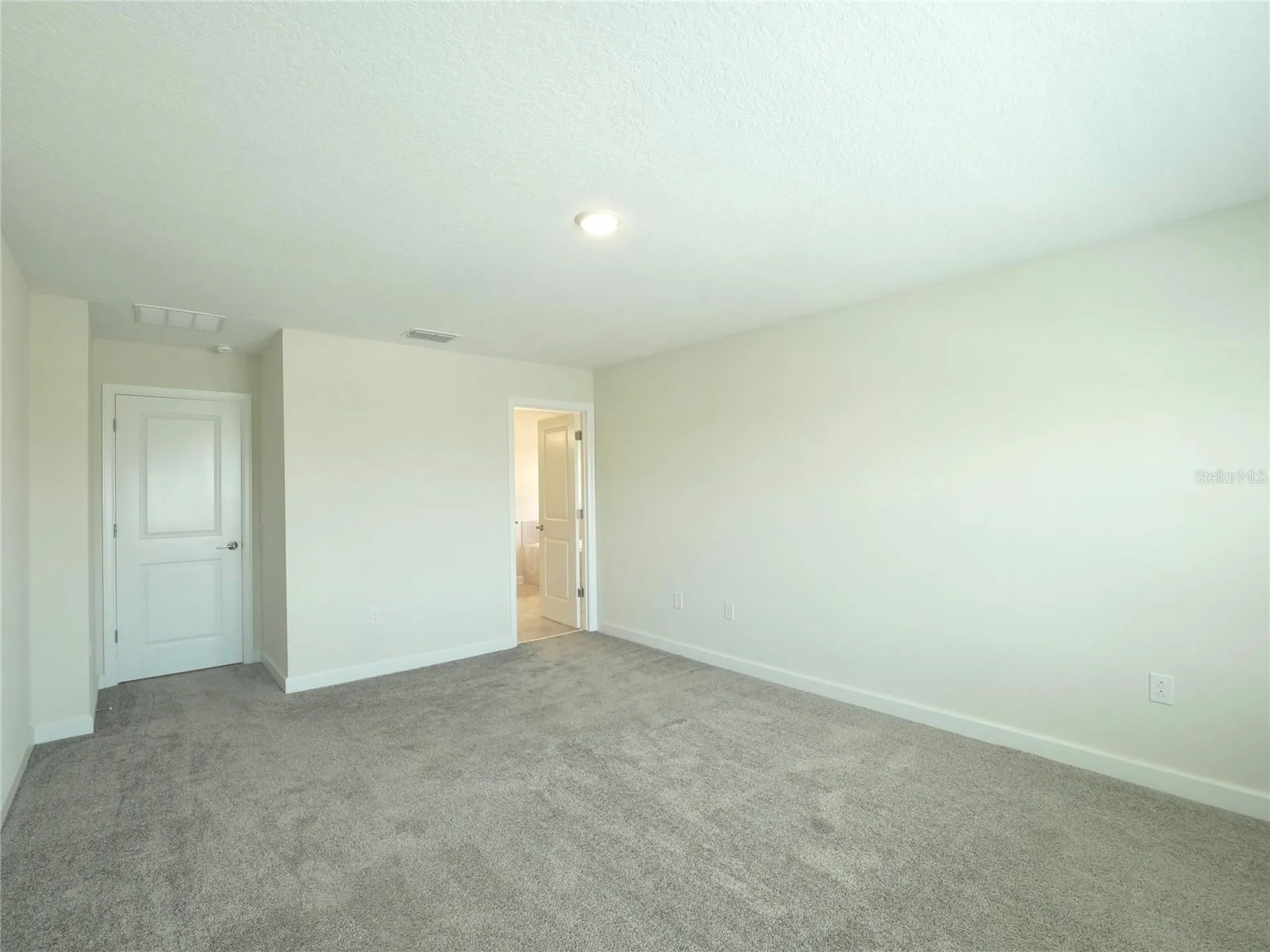 1043 Blackwolf Run Road Davenport FL 33896