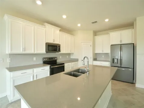 1043 Blackwolf Run Road Davenport FL 33896