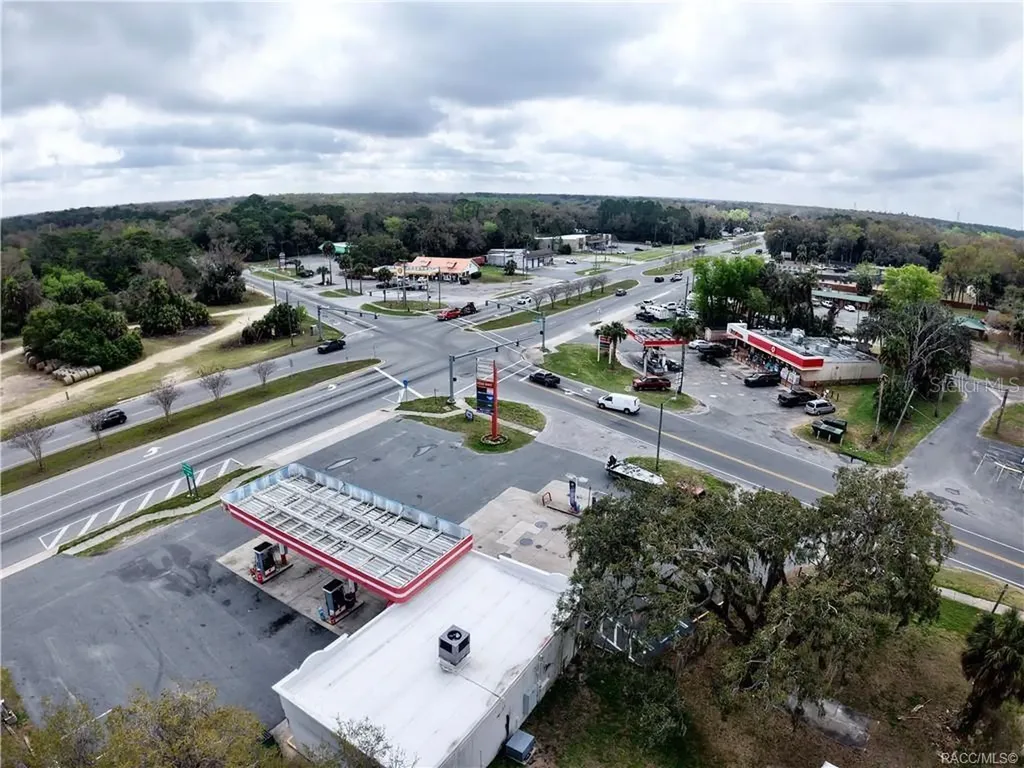 8 Highway 19 N Inglis FL 34449