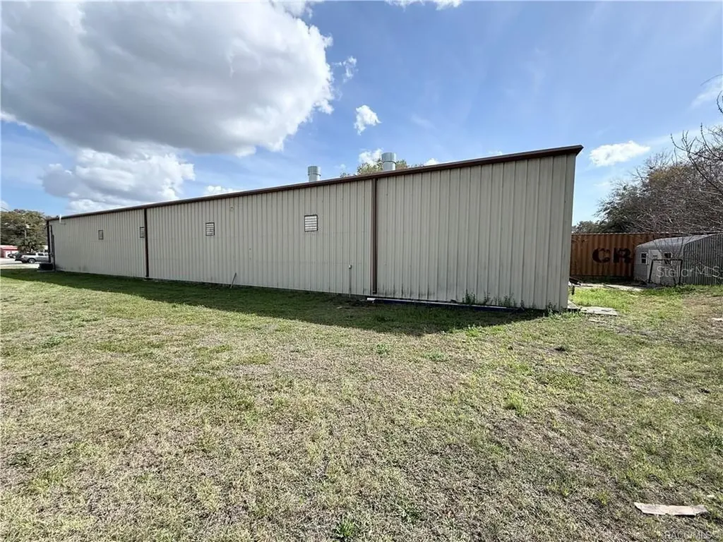 8 Highway 19 N Inglis FL 34449