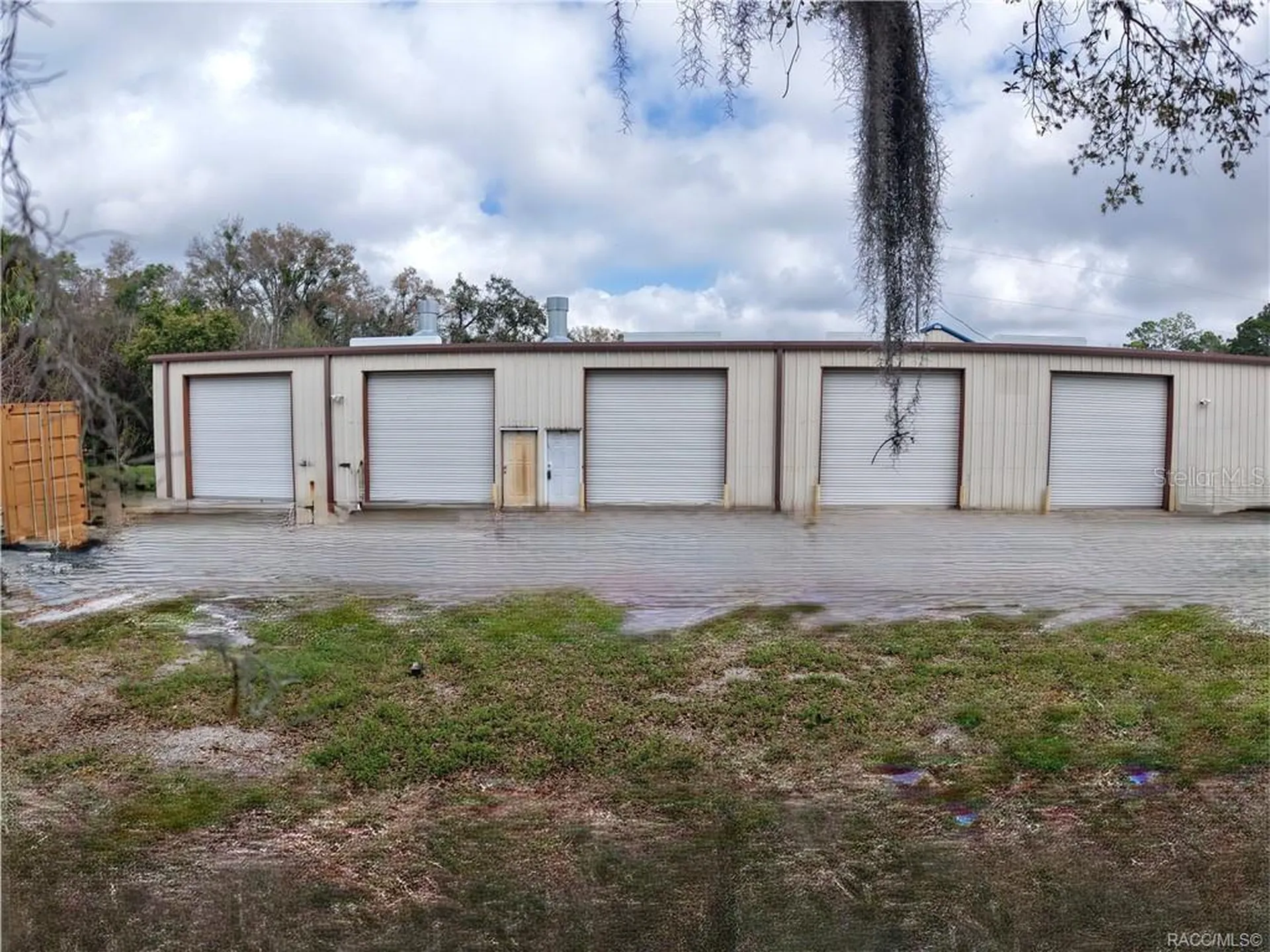 8 Highway 19 N Inglis FL 34449