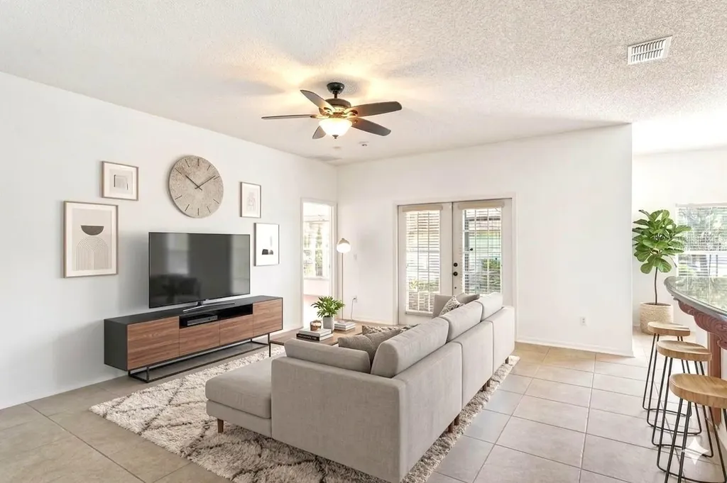4715 Aguila Place Orlando FL 32826