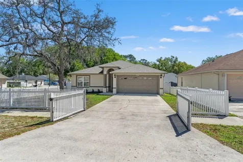 10221 N Woodmere Road Tampa FL 33617