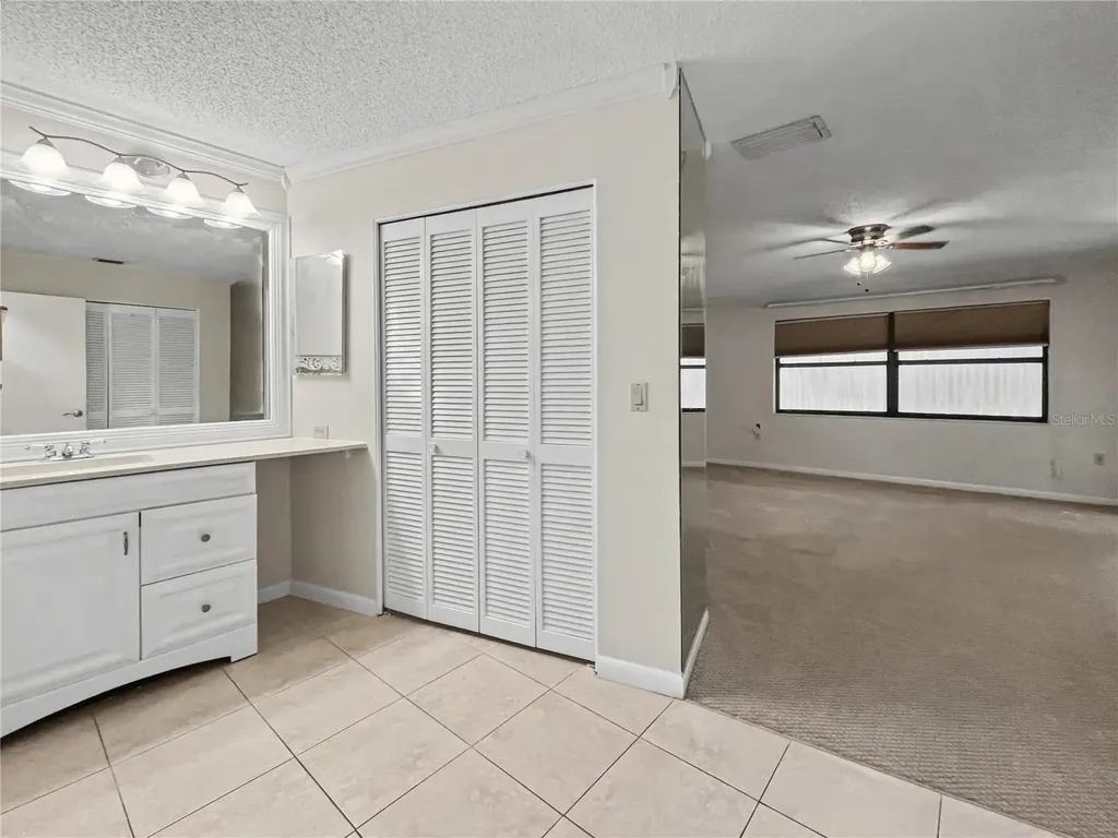 4327 Rum Cay Place Sarasota FL 34233