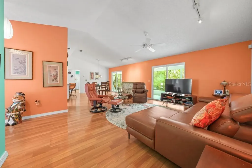 658 Clark Court Mount Dora FL 32757