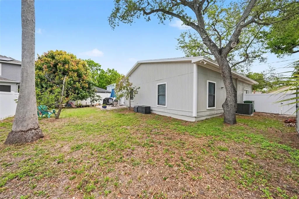 6003 S Himes Avenue Tampa FL 33611