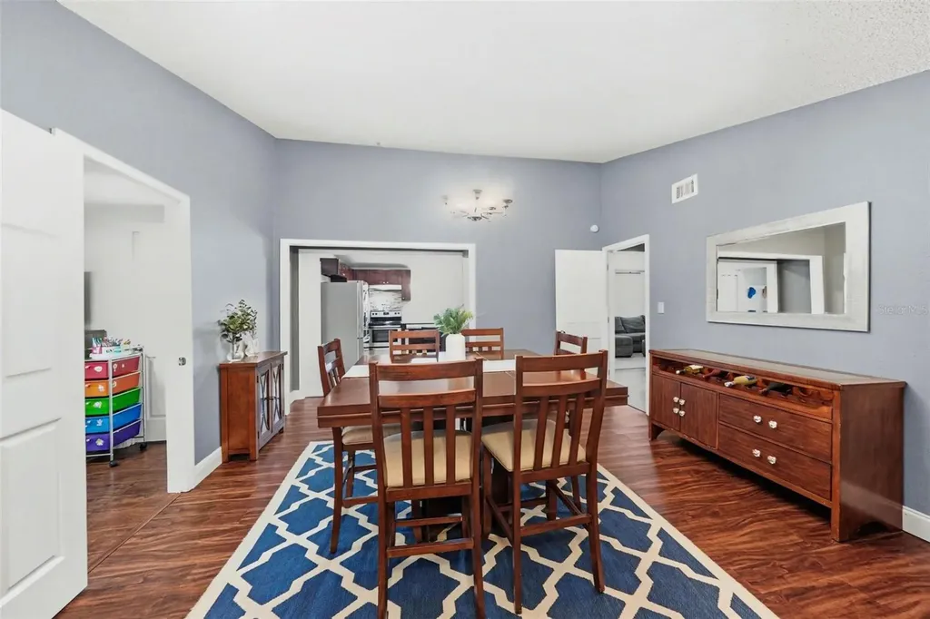 6003 S Himes Avenue Tampa FL 33611