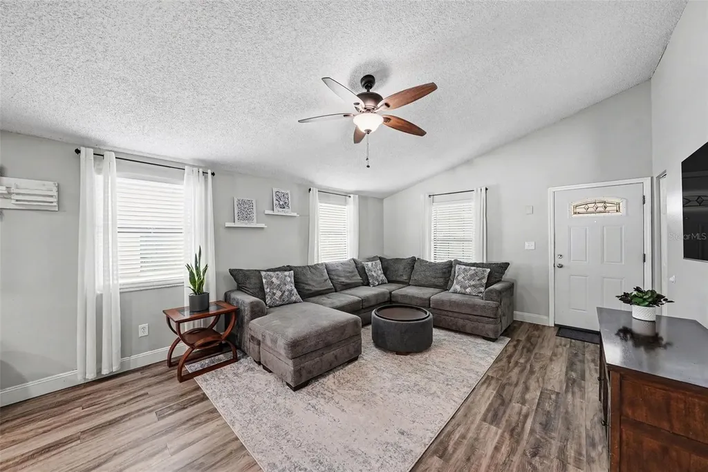 6003 S Himes Avenue Tampa FL 33611